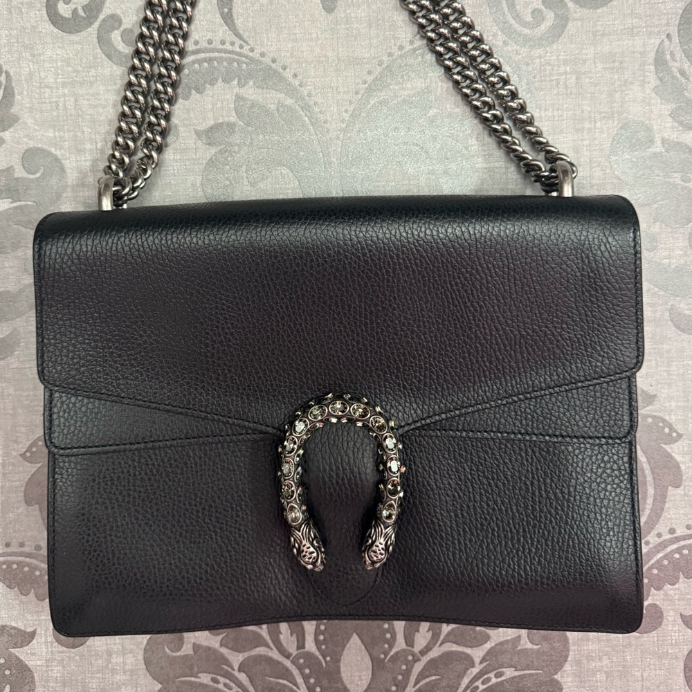 Gucci Dionysus Medium Shoulder Bag